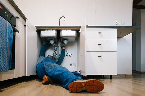 Professional Leak Detection technician working in Thousand Palms, CA